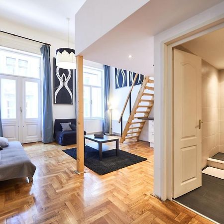 Large Apartment For Groups City Center Dist. VII Budapesta Exterior foto