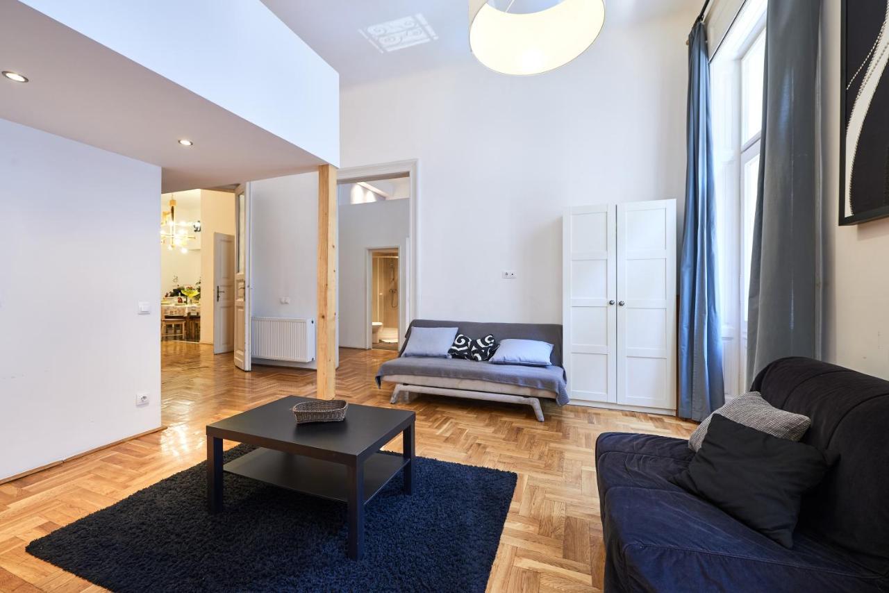 Large Apartment For Groups City Center Dist. VII Budapesta Exterior foto