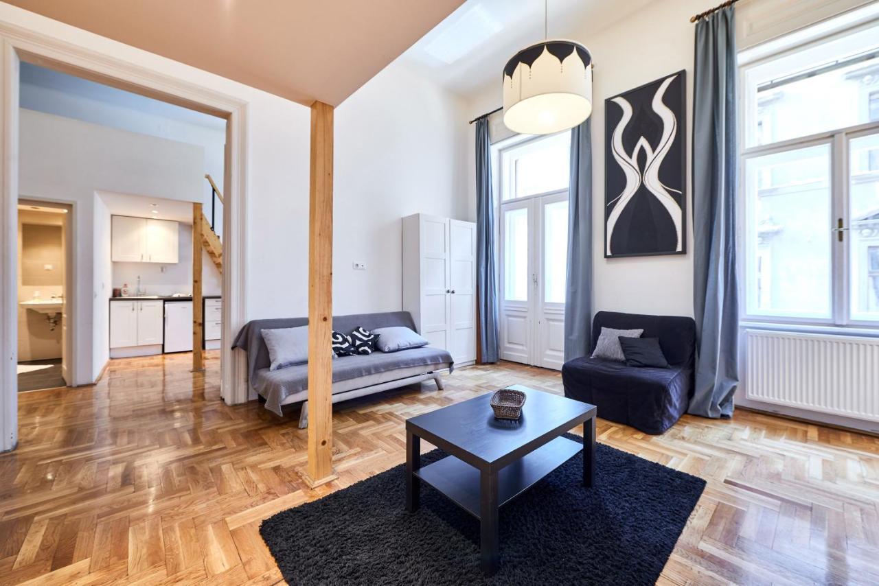 Large Apartment For Groups City Center Dist. VII Budapesta Exterior foto