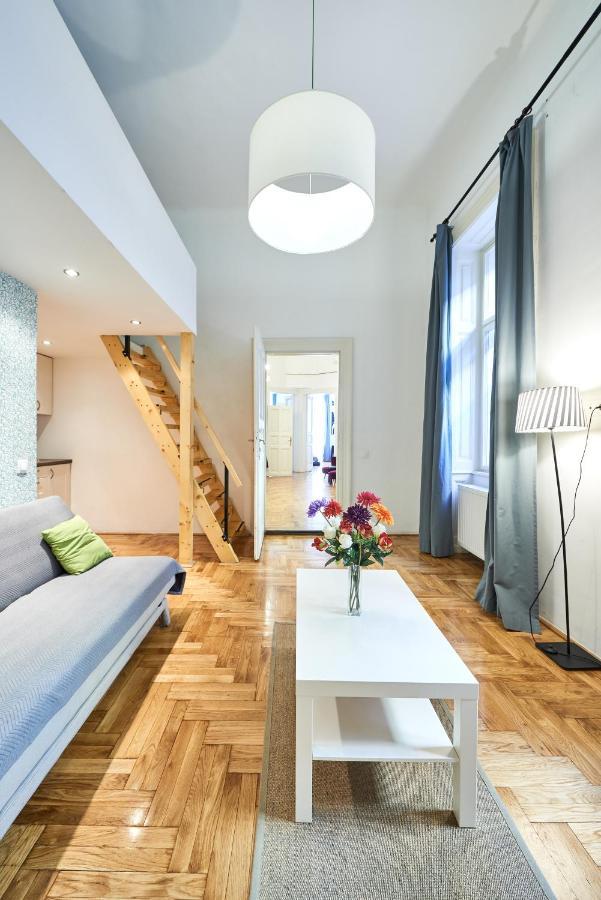 Large Apartment For Groups City Center Dist. VII Budapesta Exterior foto